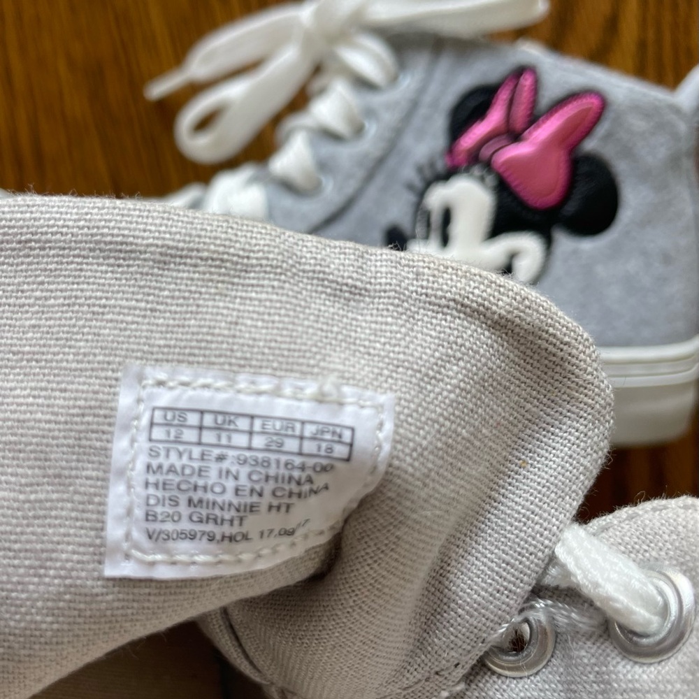 Minnie Mouse GAP  Sneakers. - Picture 6 of 7